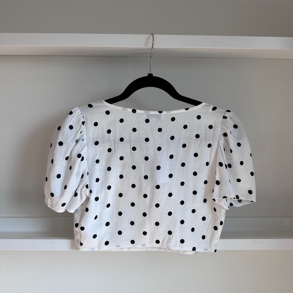 Topshop Polkadot Cropped button Top, Size 4 - Picture 3 of 3